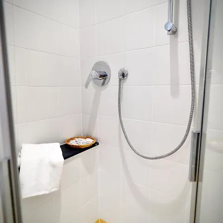 Apartment Sottoripa 87a Di Fronte All'acquario - Genovabnb It *